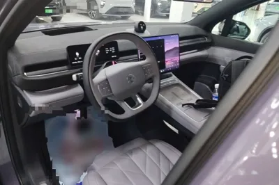 Nio EC6