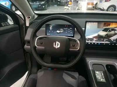 Leapmotor C10