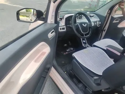 Wuling MINIEV