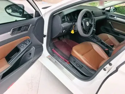 Volkswagen Lamando