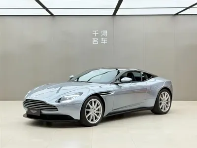 Aston Martin DB11
