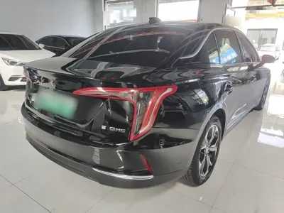 Hongqi Hongqi E-QM5