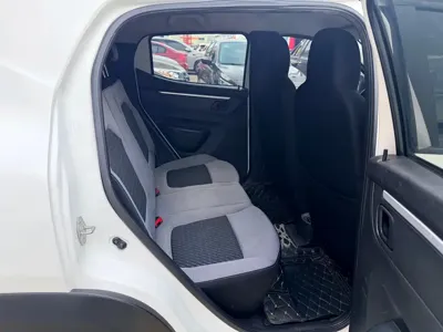 Venucia e30