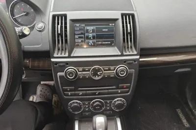 Land Rover Freelander 2