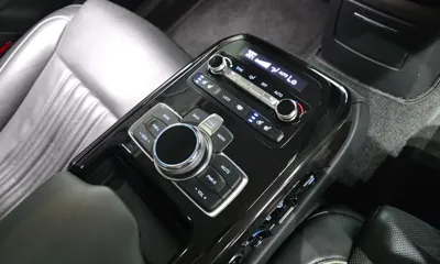 Genesis EQ900