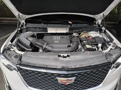 Cadillac XT6