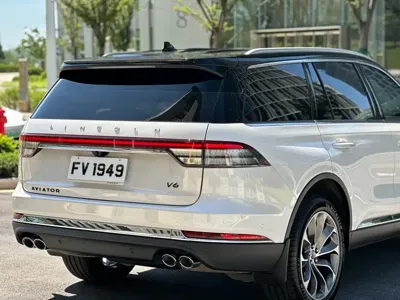 Lincoln Aviator