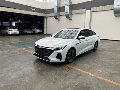 Chery Arrizo 8