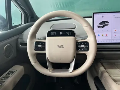 Li Auto 理想i6