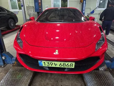 Ferrari F8
