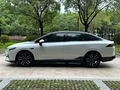 Xpeng P5