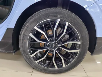 Xpeng P5