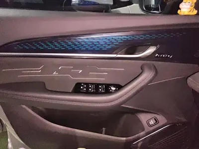 Geely Xingyue L