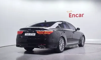 Kia K9