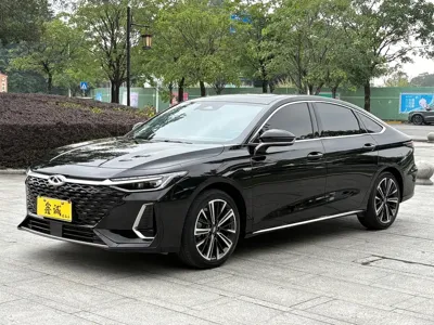 Chery Arrizo 8
