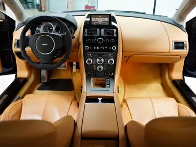 Aston Martin V8 Vantage