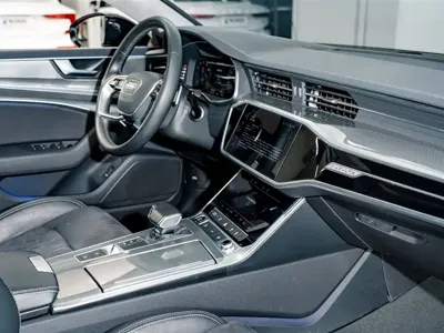 Audi A7L