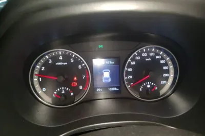 Kia kx1 Stonic