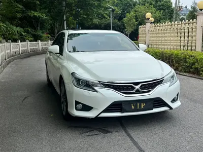 Toyota Reiz