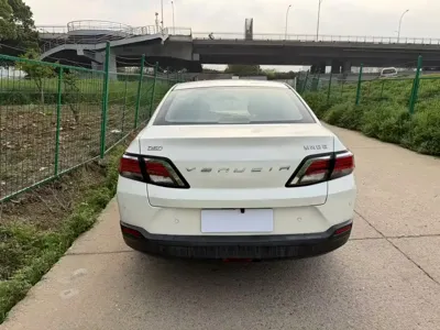 Venucia D60