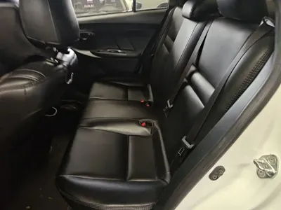 Toyota Yaris L