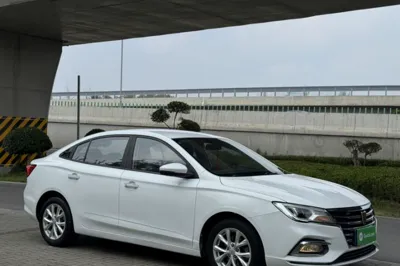 Roewe i5