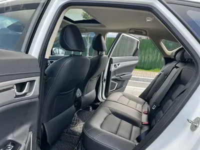Geely Emgrand GS