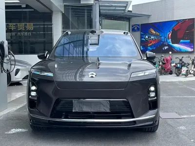 Nio ES8