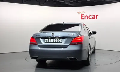 Hyundai Equus
