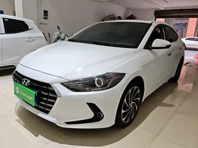 Hyundai Elantra