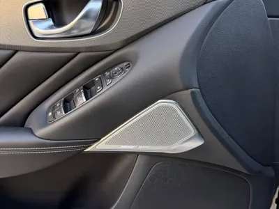 Infiniti Q50L