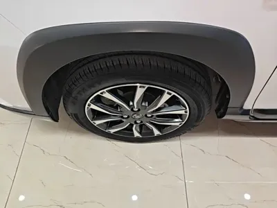 Toyota Yaris L