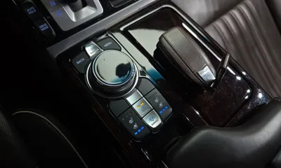 Genesis EQ900