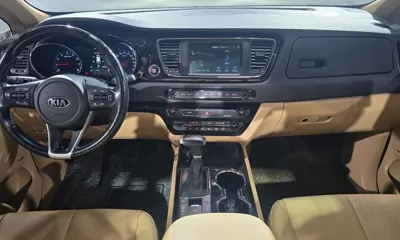 Kia Canival