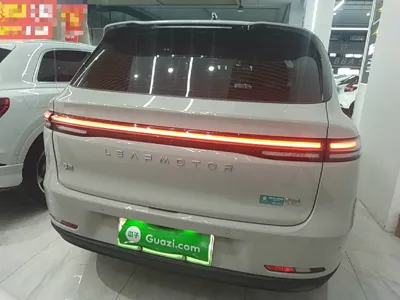 Leapmotor C10