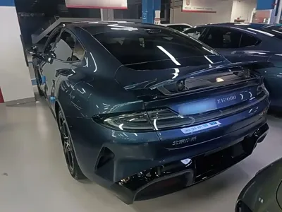 Xiaomi SU7