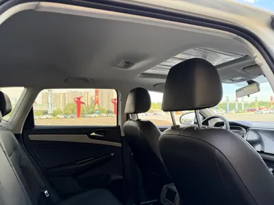 Jetta VS5