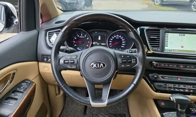Kia Canival