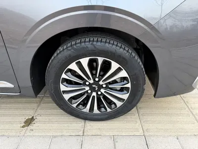 Wuling Jiachen