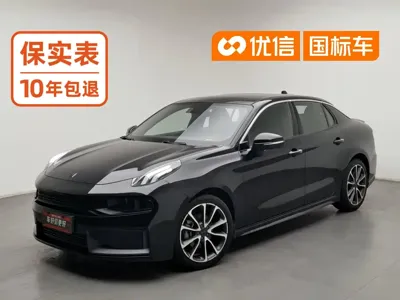 Lynk & Co 03