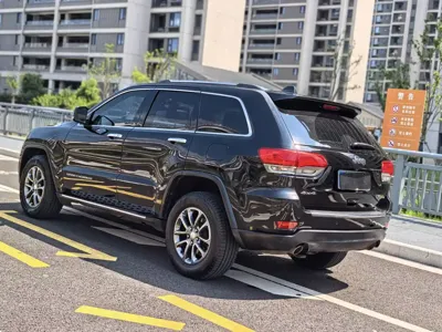 Jeep Grand Cherokee (Import)
