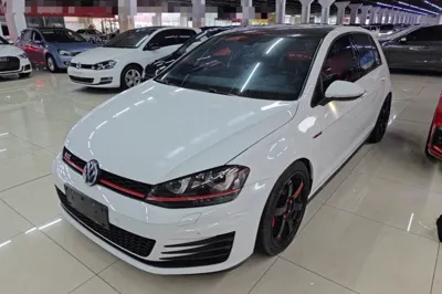 Volkswagen Golf GTI