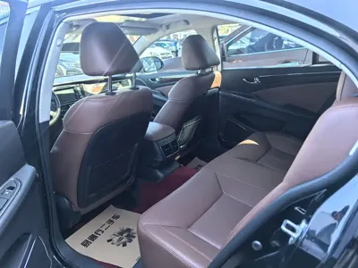 Hongqi Hongqi H7