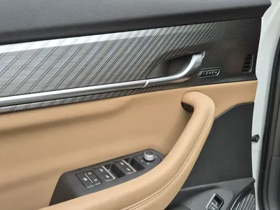 Renault-KoreaSamsung Grand Koleos