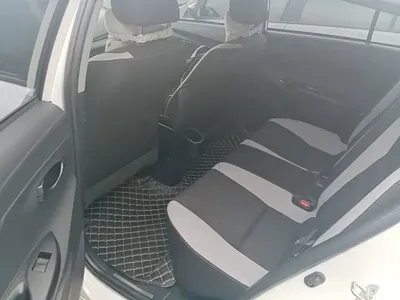 Toyota Yaris L