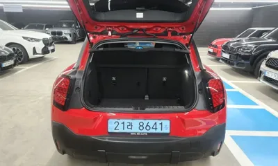 MINI Aceman