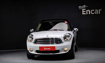 MINI Paceman
