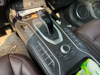 WEY Wey VV6