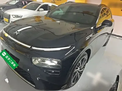Xpeng G9