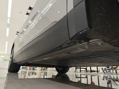 Nio ES8